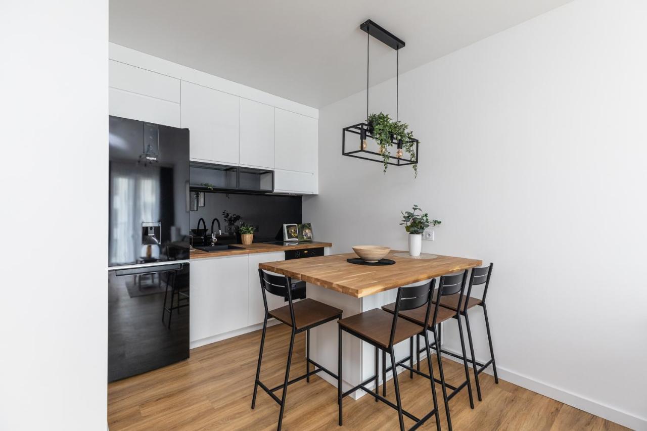 Apartment Superapart Stanislawa 1a