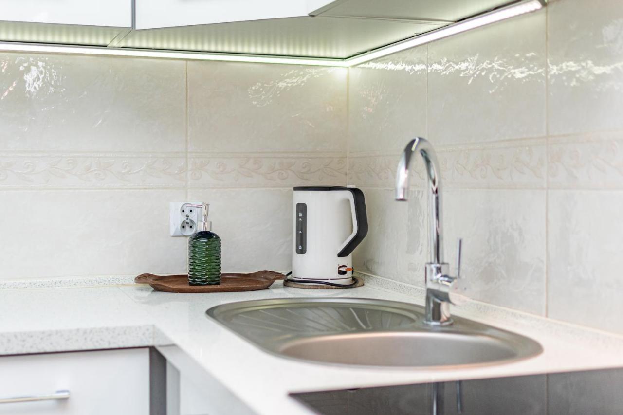 Apartment Chmielna 104 By Homeprime