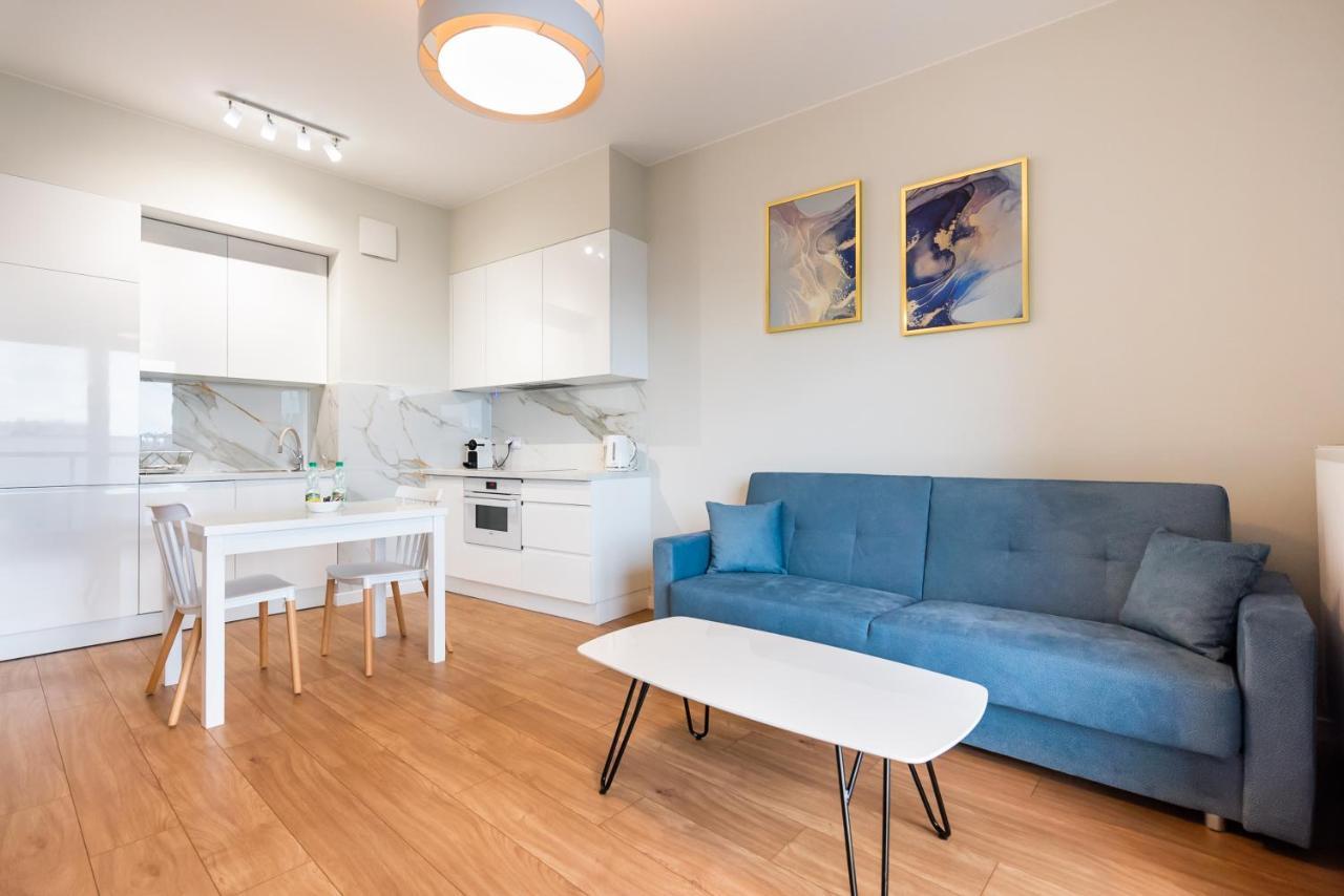 Wola Lush Apartamento *
