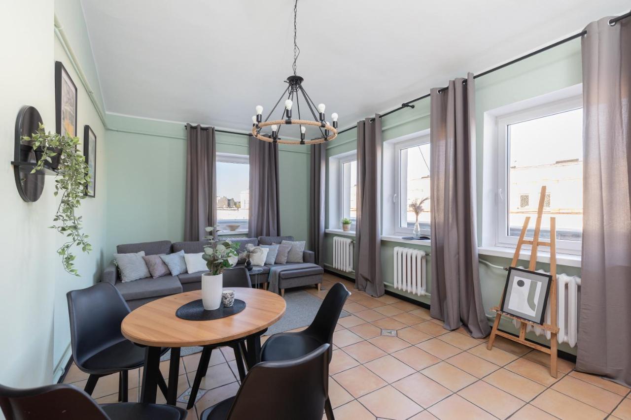 Superapart Marszalkowska 19 Urban Hideaway With Modern Comforts Apartment Warschau