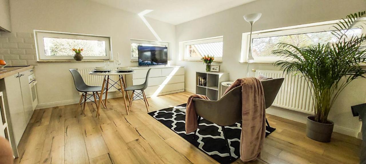 Bezagenta Mozart7 Modern Studio Easy Access To City