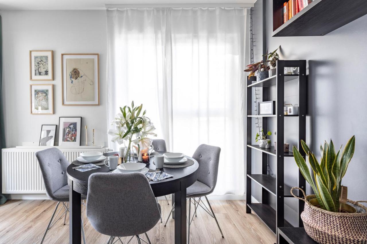 P&o Serviced Minska - Praga Poludnie Apartment Warschau