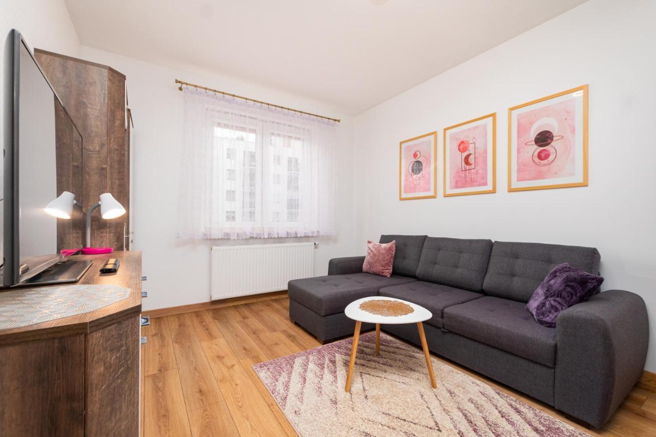 Apartment Jana Kazimierza 53 By Homeprime *
