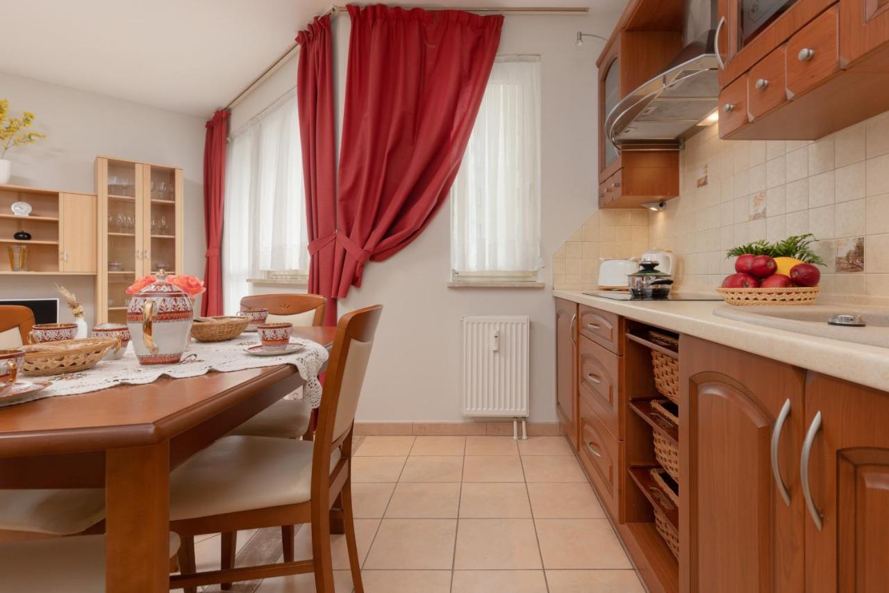 Pejzazowa Metro Wilanowska Mokotow By Renters Apartment
