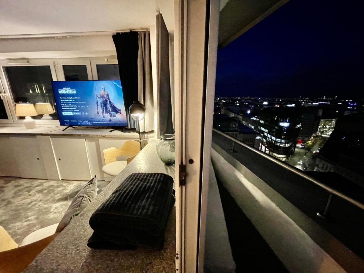 Super Grey 2 Metro Fast Wifi 65'tv Netflix Hbo Appletv+ Warsaw