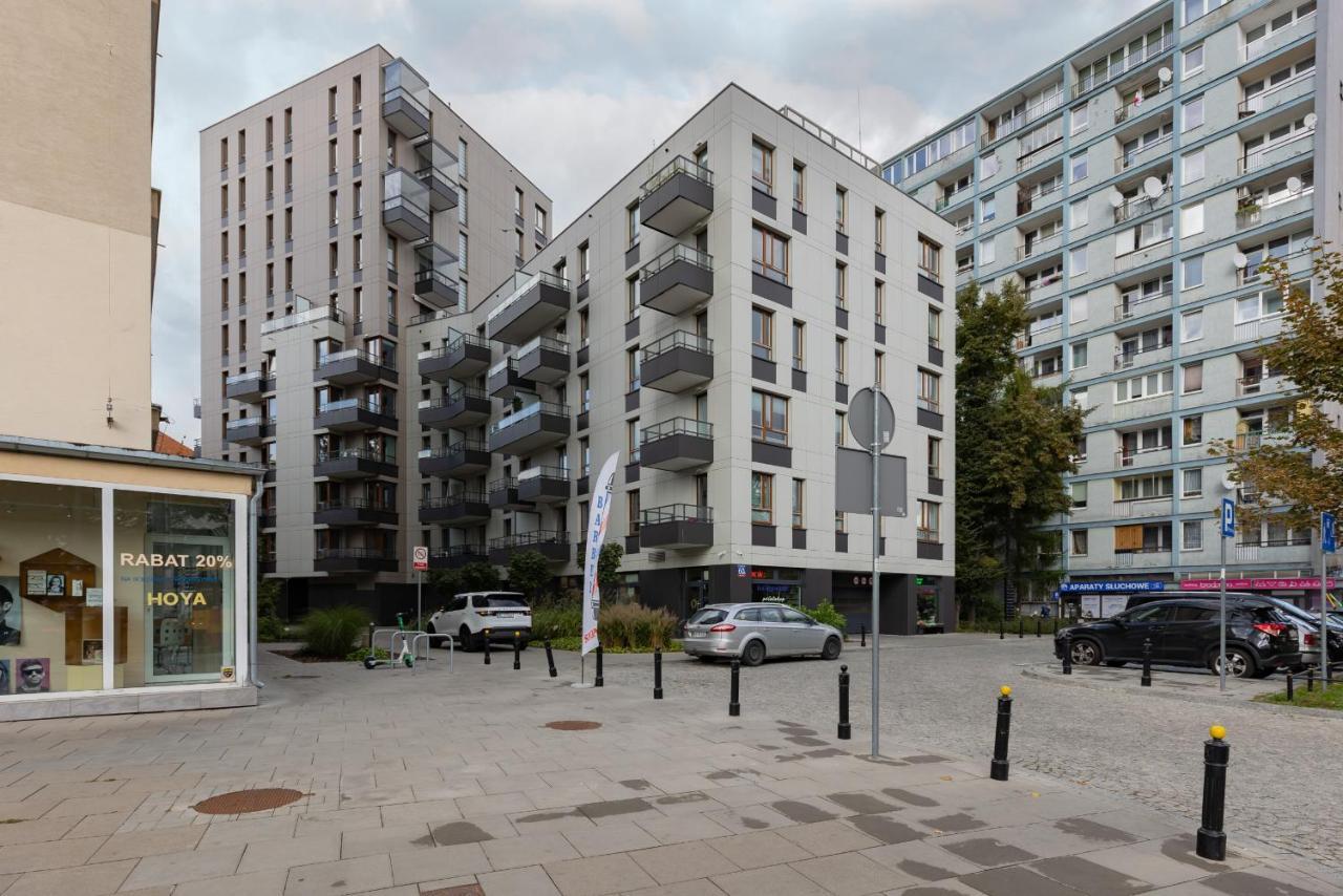 Srodmiescie Muranow With Parking By Renters Warschau