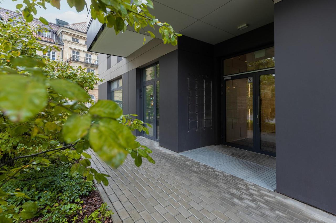 Apartment Srodmiescie Muranow With Parking By Renters Warschau