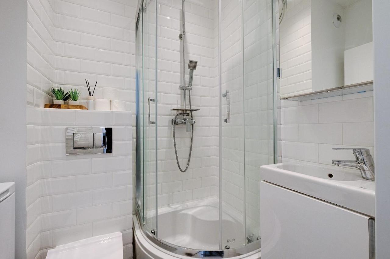 Targowa 10 National Stadium 4ppl Apartment