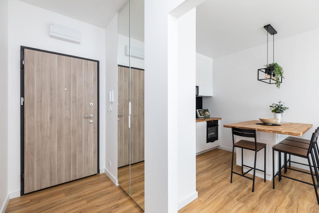 Apartment Superapart Stanislawa 1a