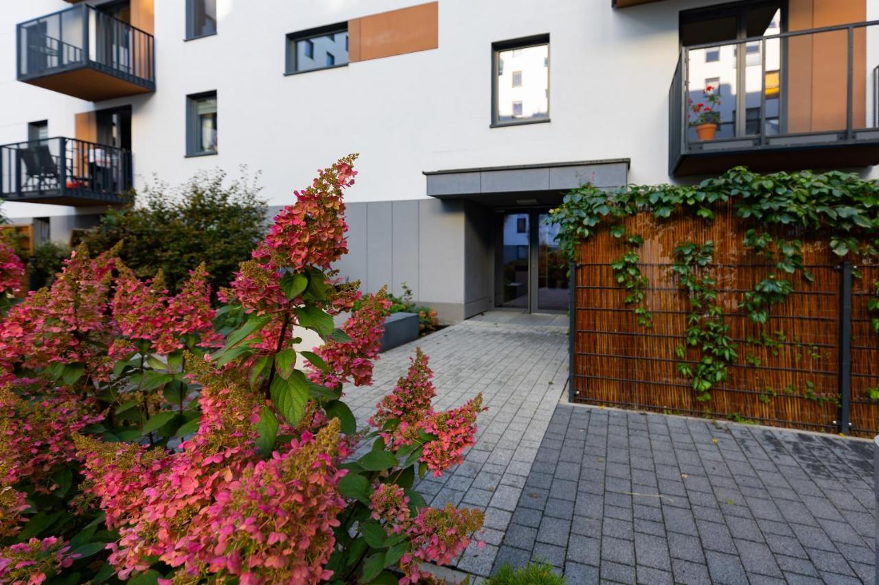 Ulrychow With Parking By Renters Warsaw