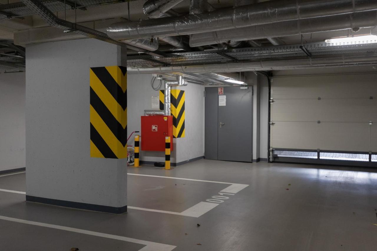 Ulrychow With Parking By Renters Apartment Warsaw