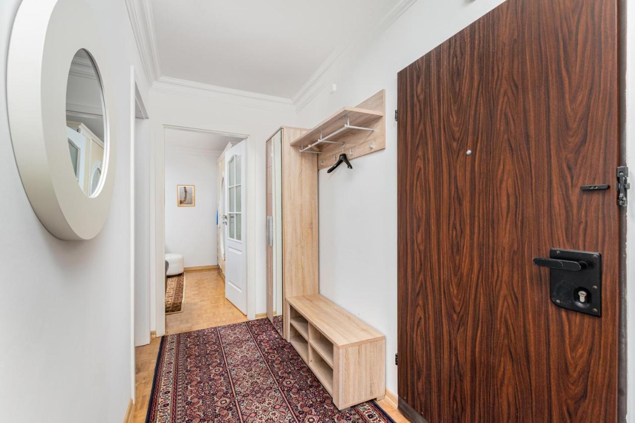 Apartment Chmielna 104 By Homeprime *
