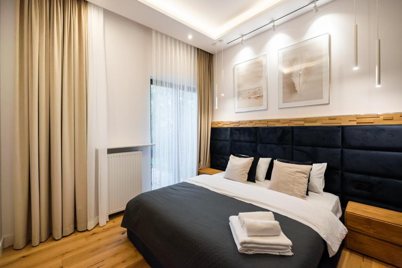 Zlota Sophisticated Apartment Warsaw