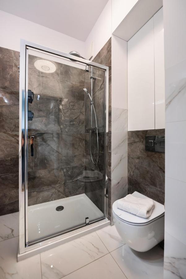 Wola Lush Apartamento