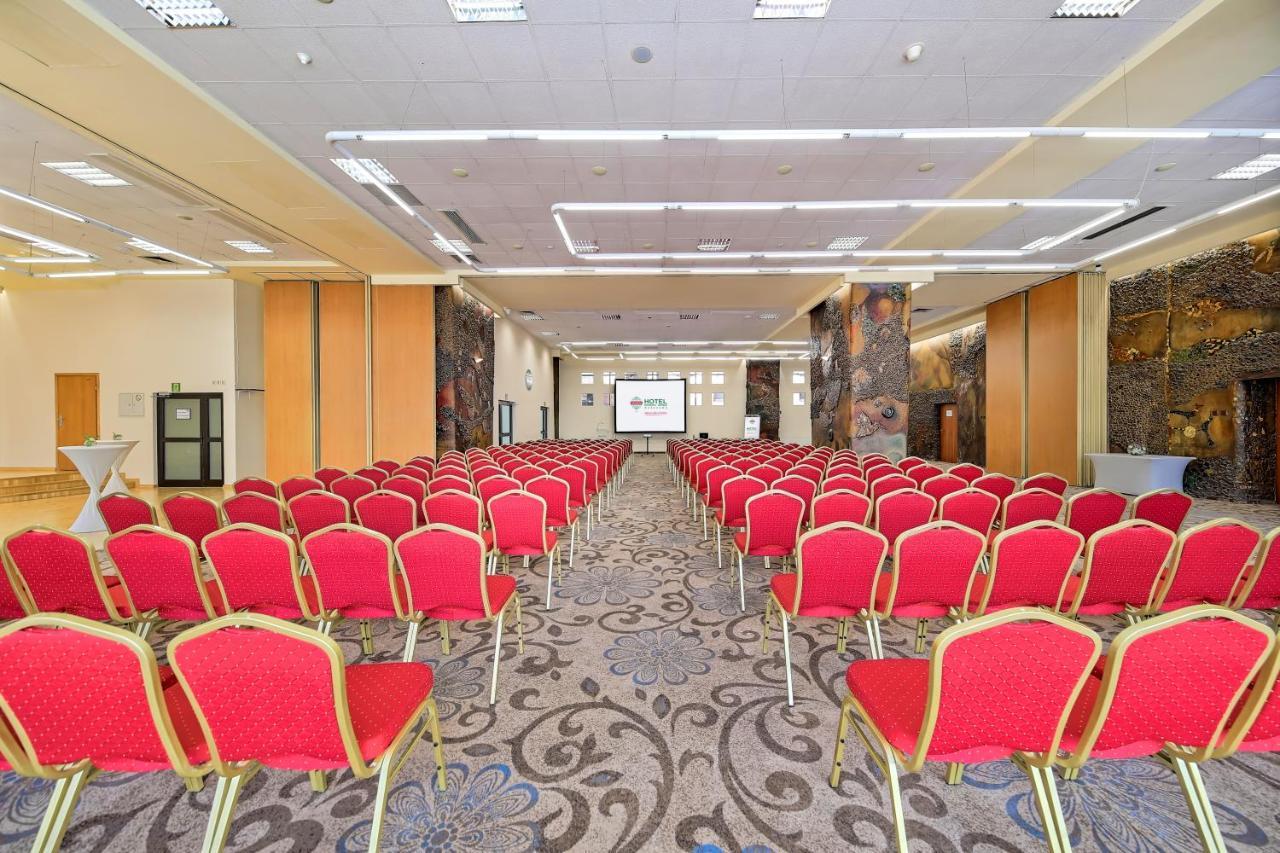 Hotel Gromada Centrum 3*