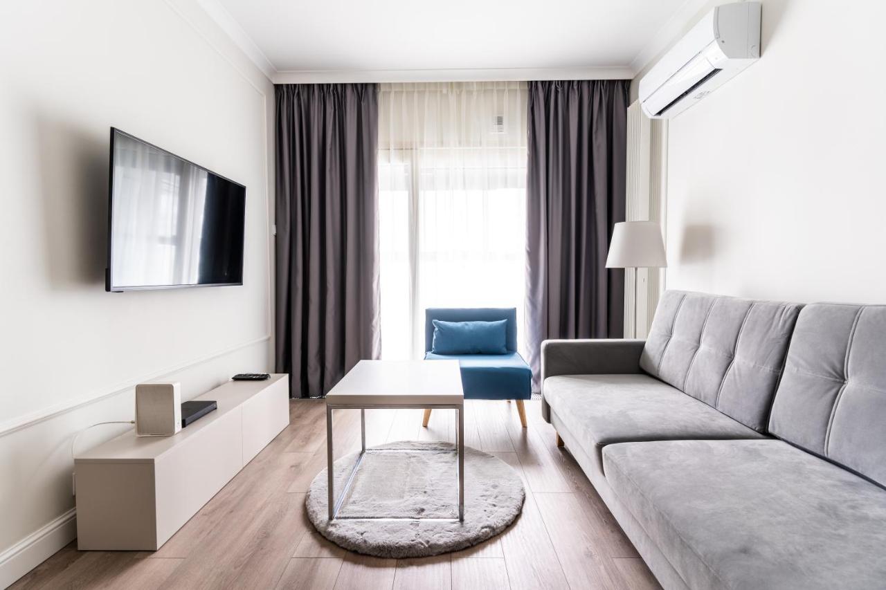 Apartment Apartament Mennica - Chic