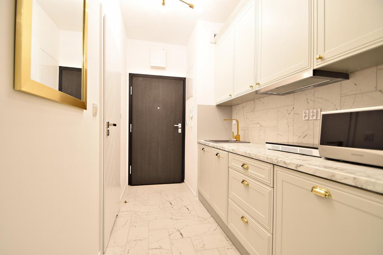 Krzemieniecka 8 Metro Slodowiec By Perfect Apartment