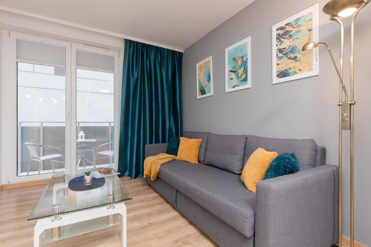Căn hộ Wawrzyszewska By Renters