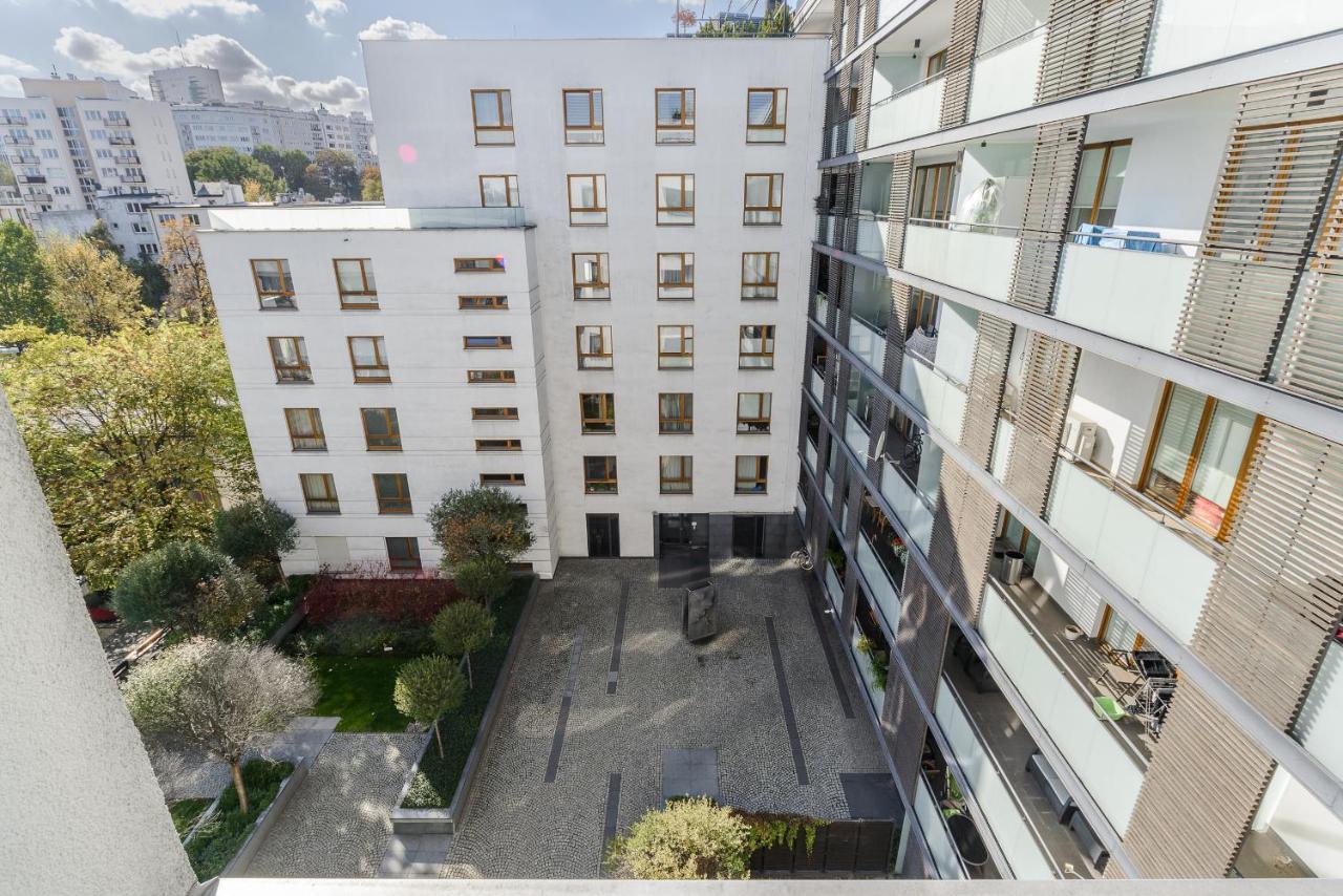 Lumina With A Large Balcony Near Presidential Palace And River Apartment *