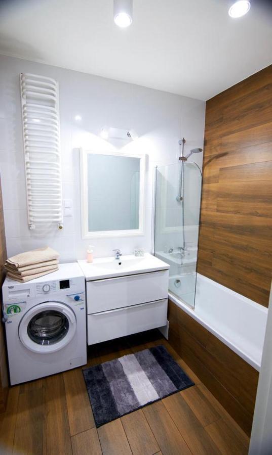 Apartament Przytulne Mieszkanie Z Parkingiem Wola
