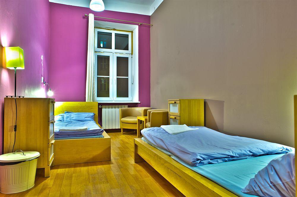 Nathan's Hostel *