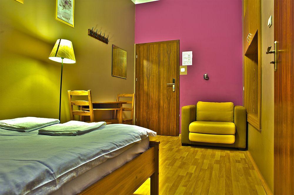 Nathan's Hostel