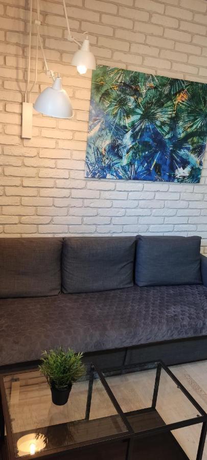 Be My Guest- Fontany Luxury Metro Wi-fi Free Parking Zone * Warsaw
