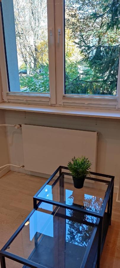 Apartment Be My Guest- Fontany Luxury Metro Wi-fi Free Parking Zone