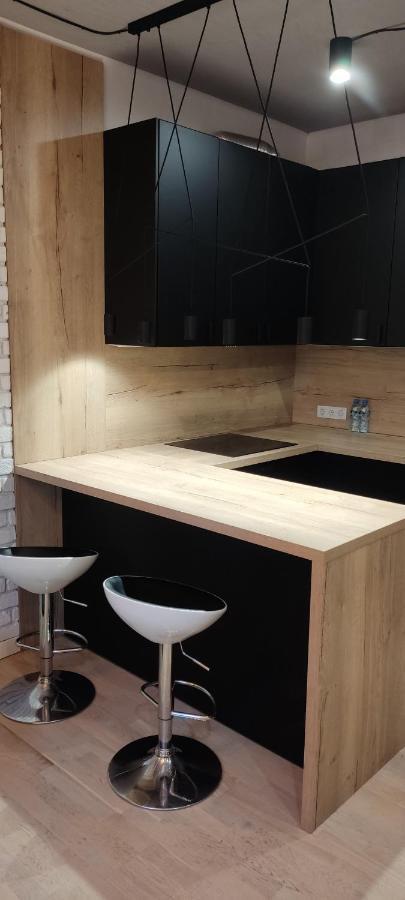 Apartment Be My Guest- Fontany Luxury Metro Wi-fi Free Parking Zone Warsaw
