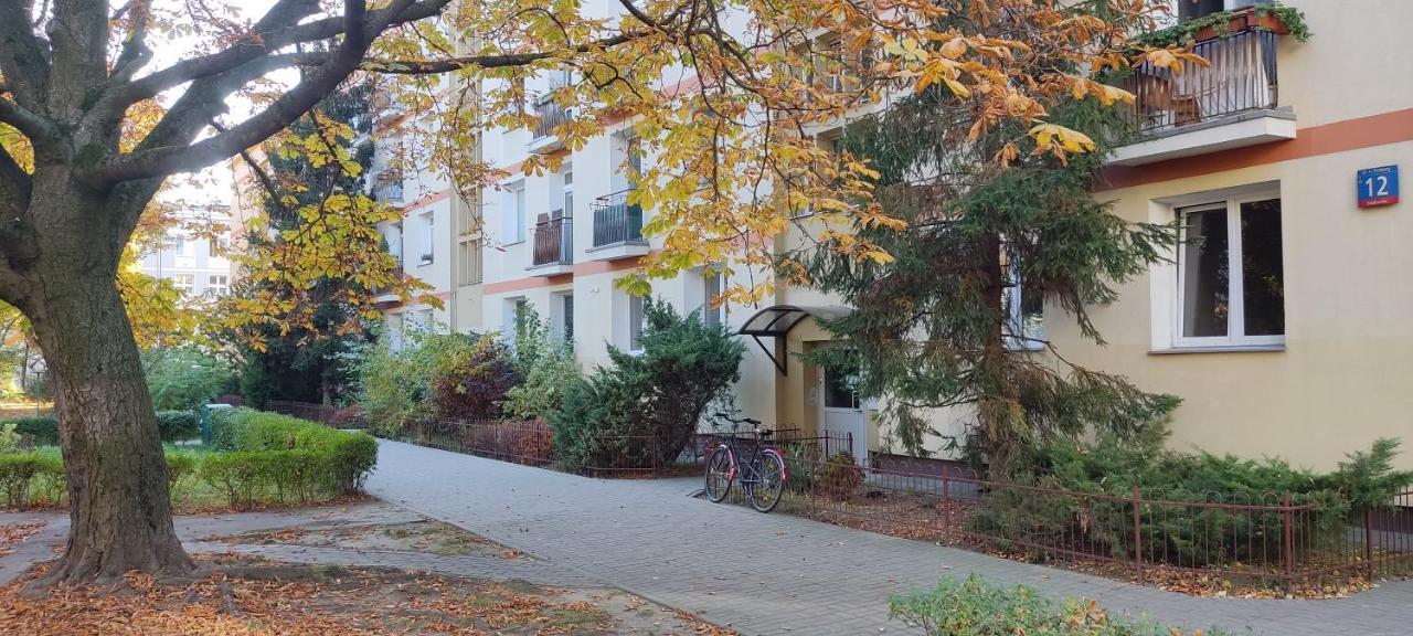 Apartment Be My Guest- Fontany Luxury Metro Wi-fi Free Parking Zone Warsaw