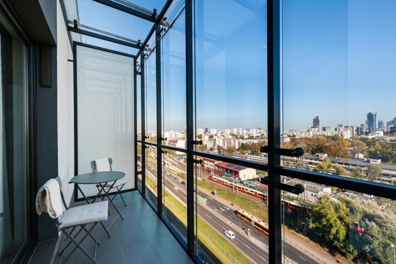 11th Floor Voguish