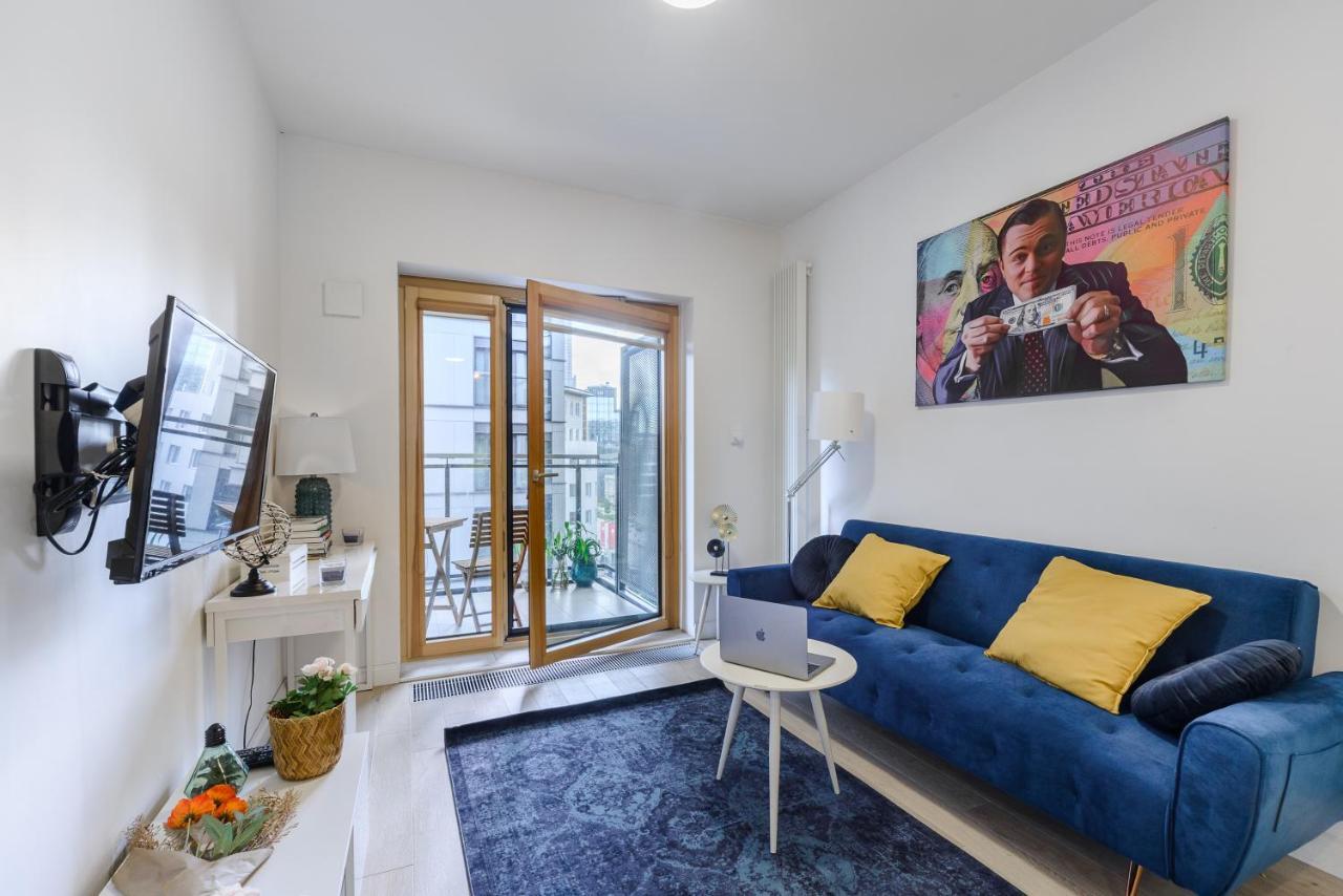 Apartment Luxury On Grzybowska Street In Warsaw