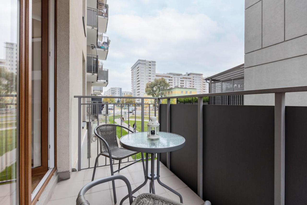 Wawrzyszewska By Renters * Warsaw