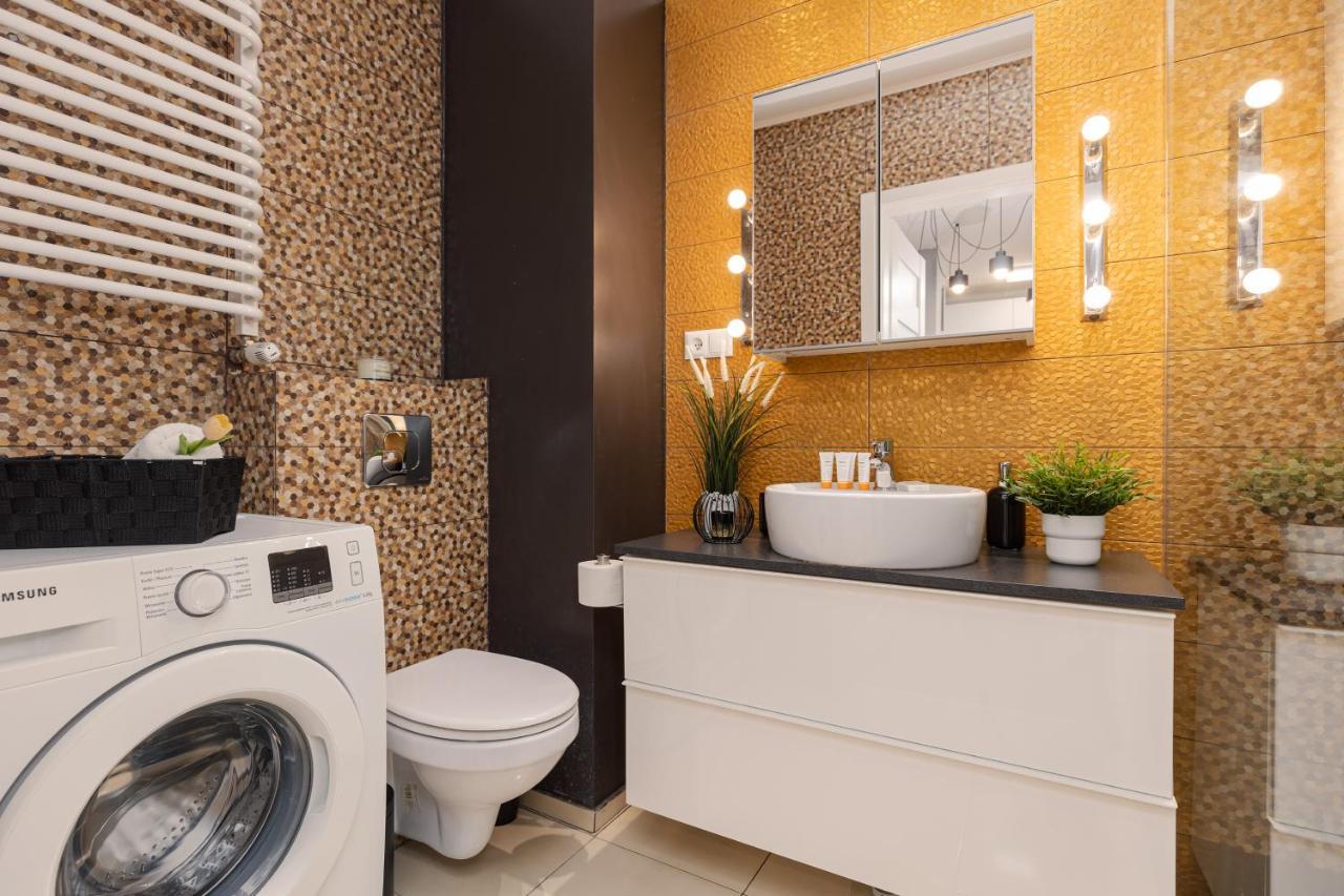 Căn hộ Wawrzyszewska By Renters *