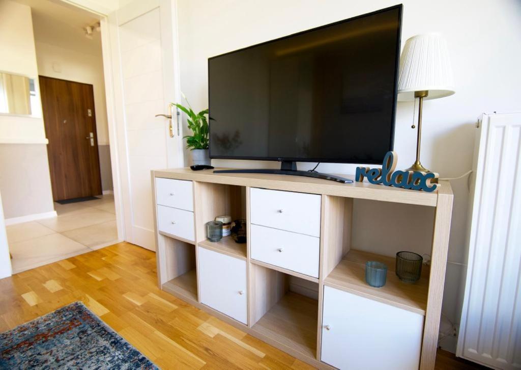 Przytulne Mieszkanie Z Parkingiem Wola Apartament *
