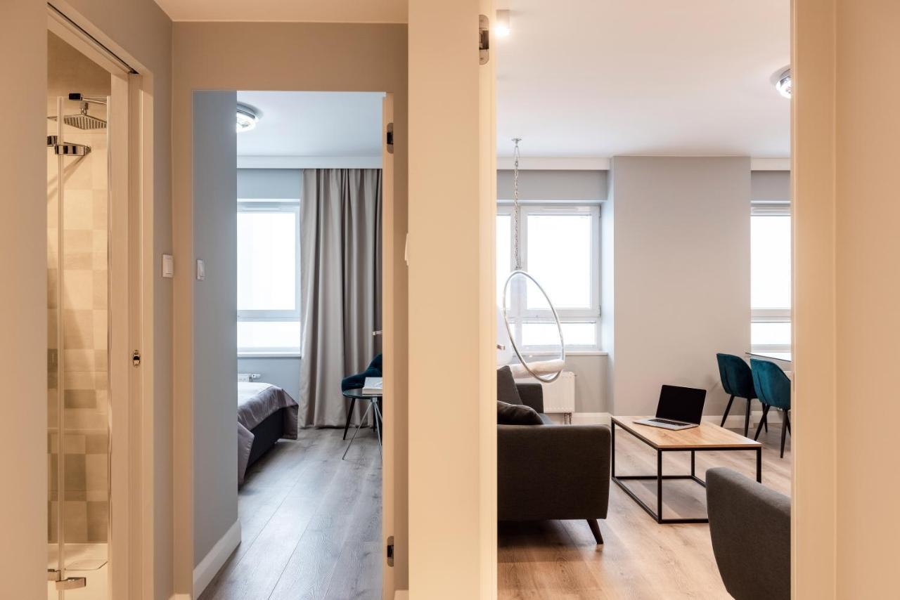 Platinum Towers E-apartments