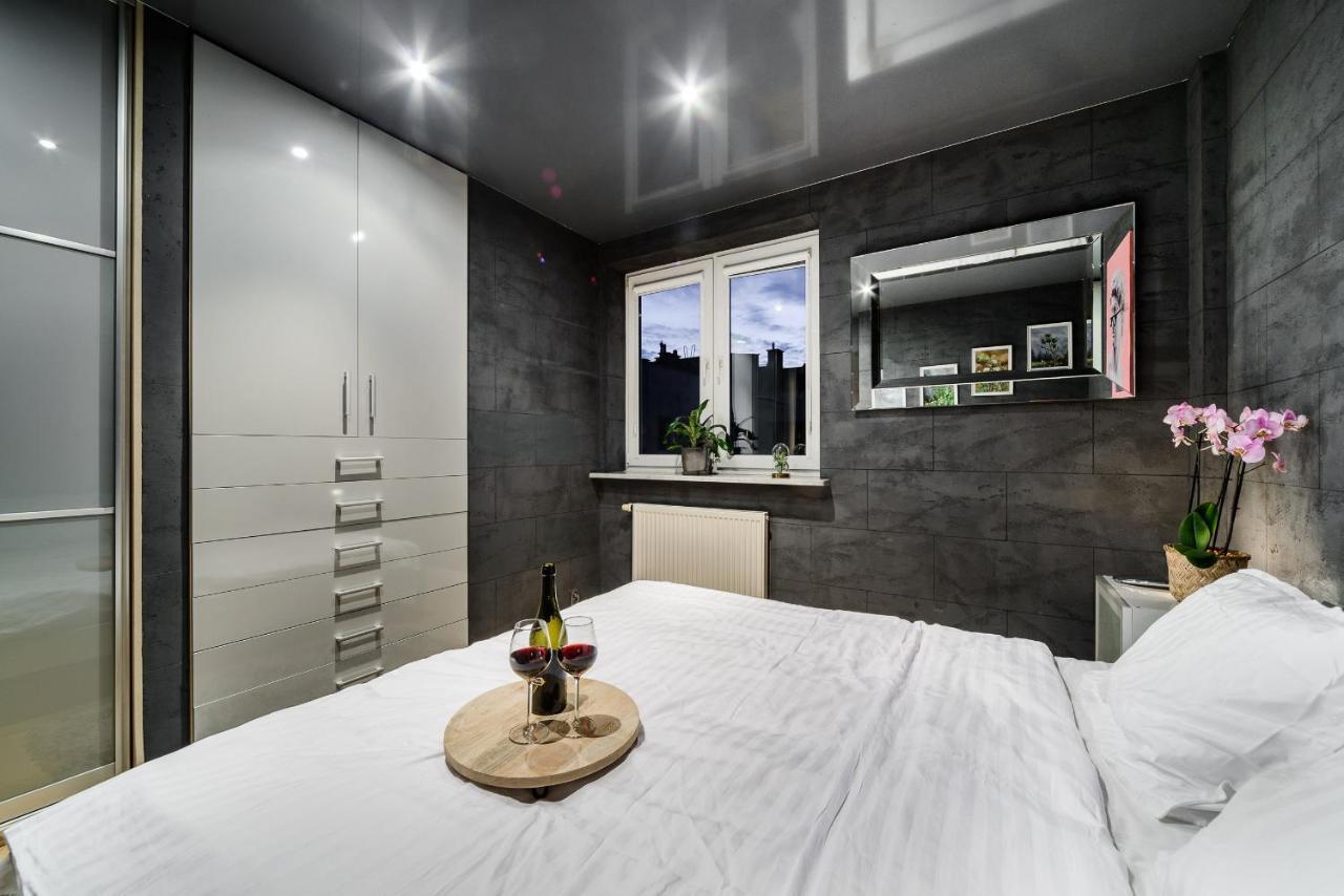 With Gym And Sauna In Apartament