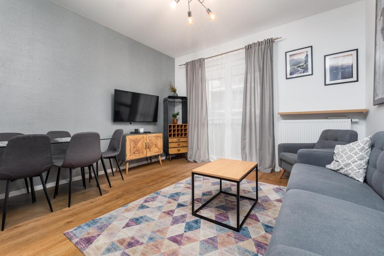 Jurajska 4 By Homeprime Warszawa