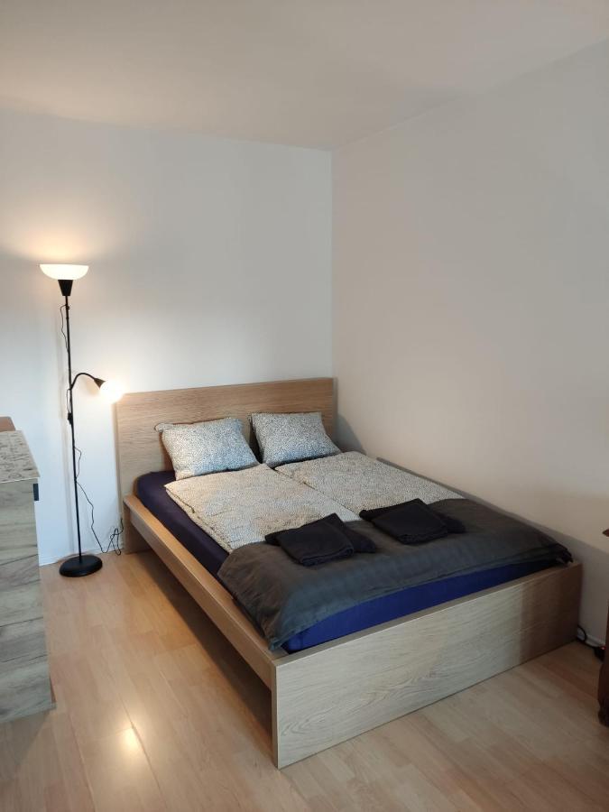 Apartment Gallery Metro Natolin *