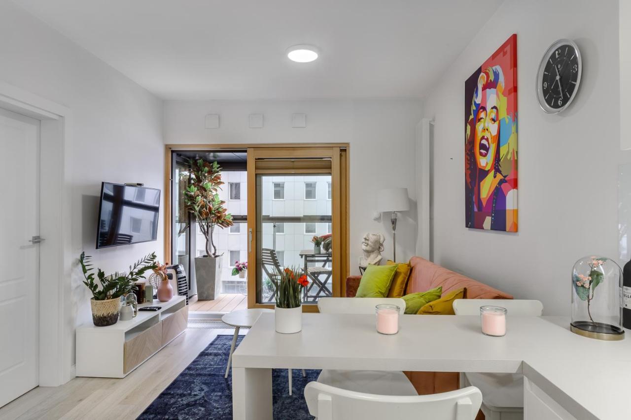 Luxury On Grzybowska Street In Warsaw