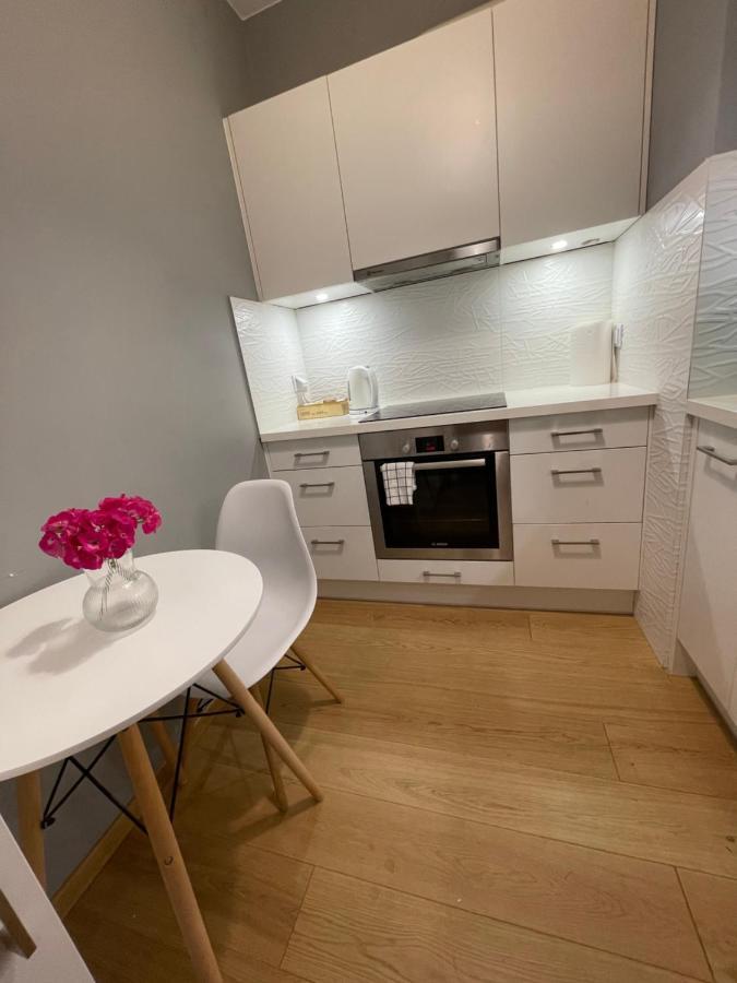 Centrum Wlodarzewska 30 Apartamento