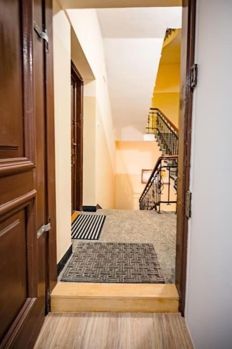 - Mi Forest Apartment