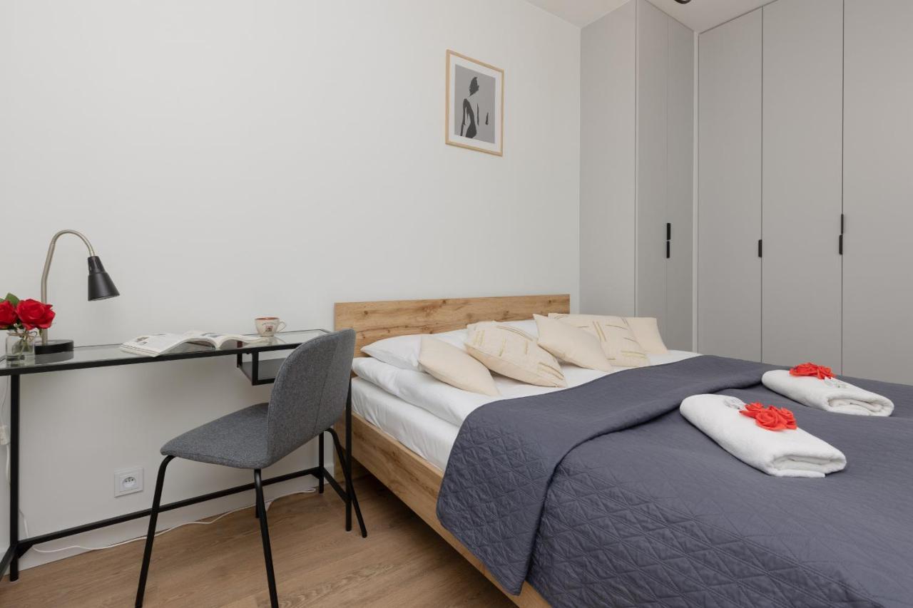 Pozytywny Mokotow By Renters Apartment *