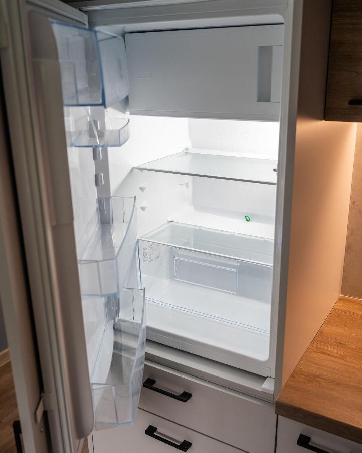 Apartament Batorego 16 Yellow Prywatne Mieszkanie 300m Od Metro Pole Mokotowskie I Sgh Samodzielne Zameldowanie! Self Check-in System!
