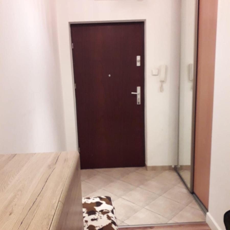 Apartment Choszczowka - Mieszkanie Przy Lesie *