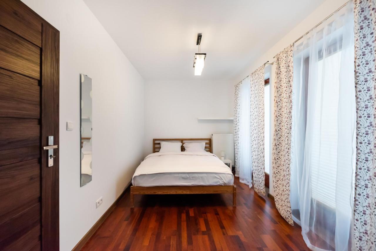 Apartamento Malborska Lovely Varsóvia