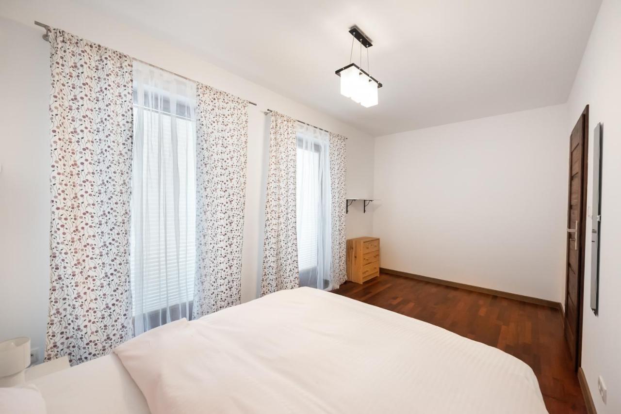 Apartamento Malborska Lovely Varsóvia