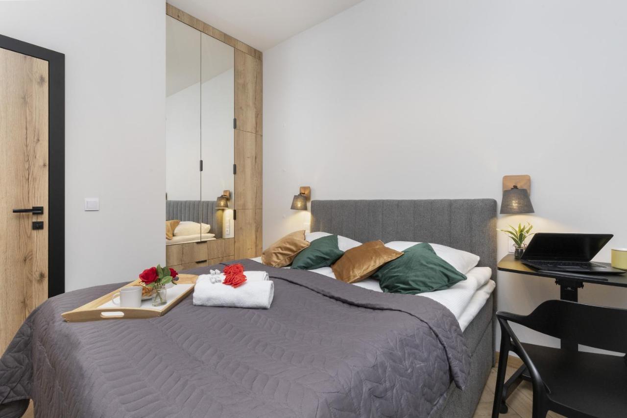Krochmalna Center By Renters Apartment Warsaw