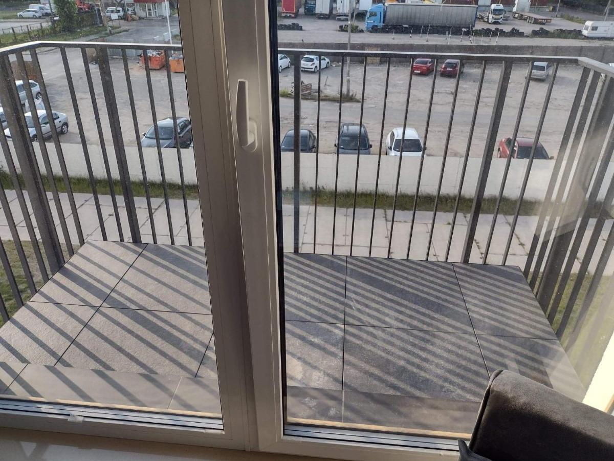 Mieszkanie 1-pokojowe Z Darmowym Parkingiem Warsaw
