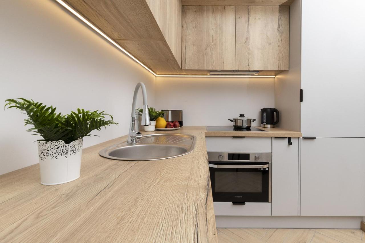 Apartment Krochmalna Center By Renters *